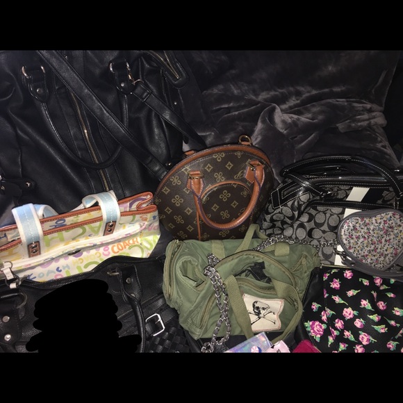 Handbag bundle - Picture 2 of 4